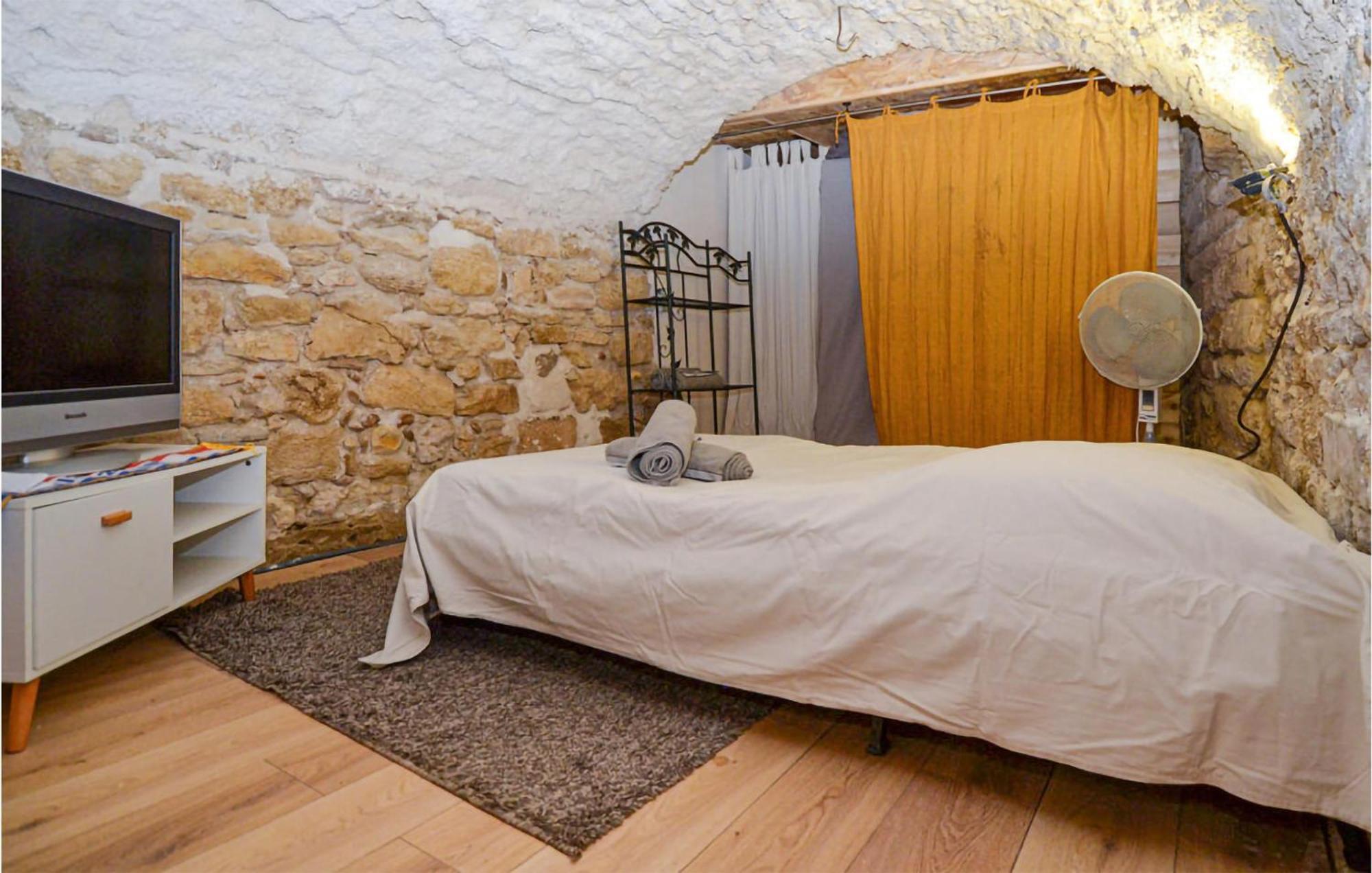 Apartment Awesome In With Swimming Pool